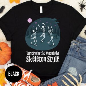 Holidayshirts Spooky Skeleton Dance Comfy Tee