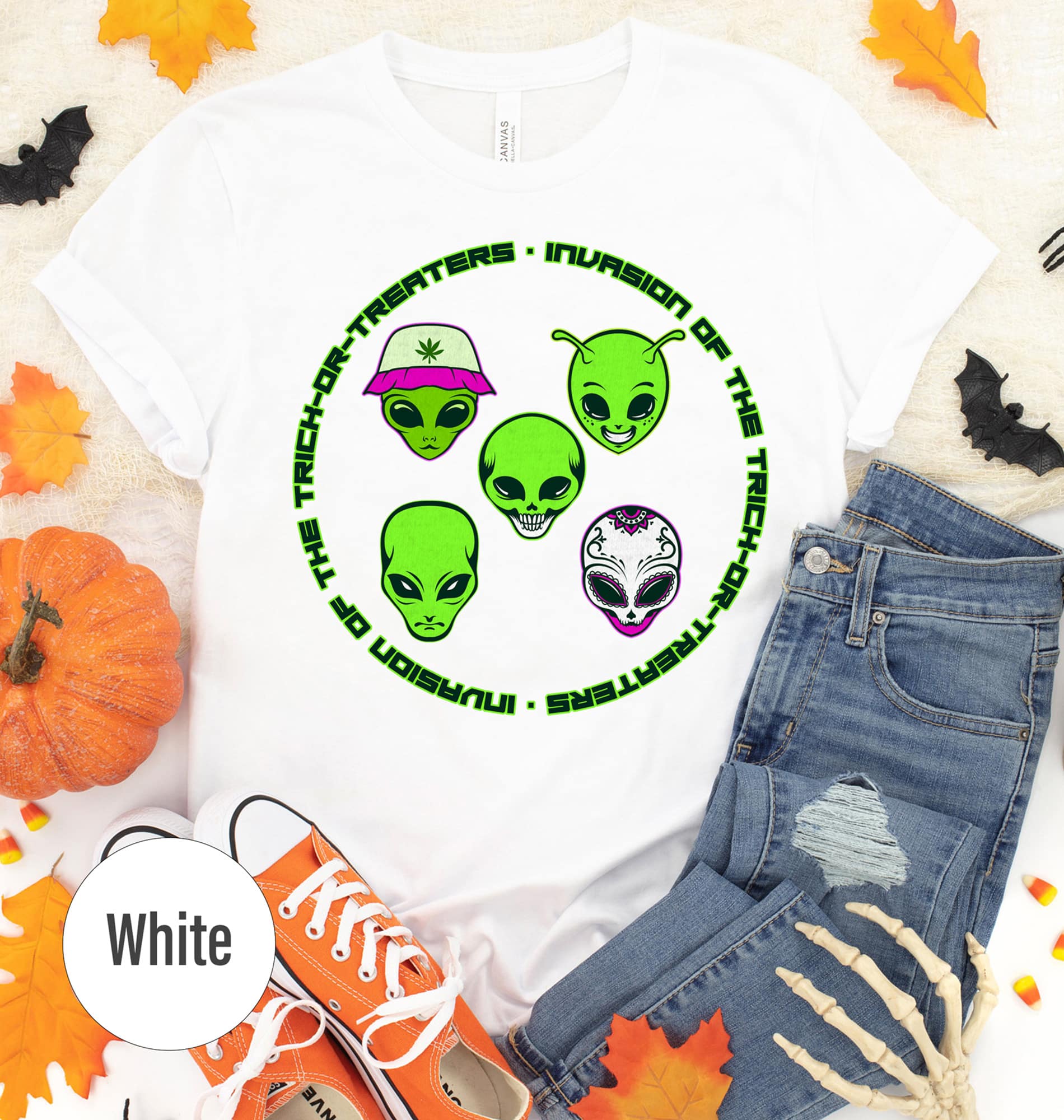 Aliens Emoji Halloween Tee - Comfy & Cool