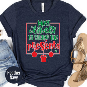 Fun Holiday T-shirt: Christmas Present Shaker